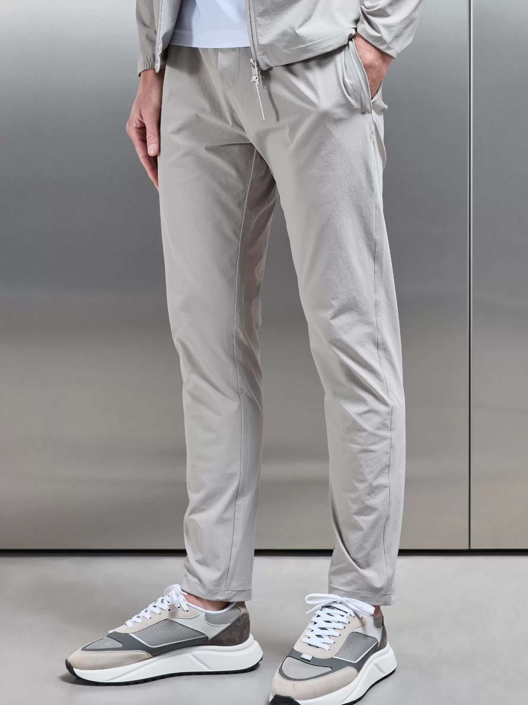 ARNE Active Technical Tapered Trackpant -