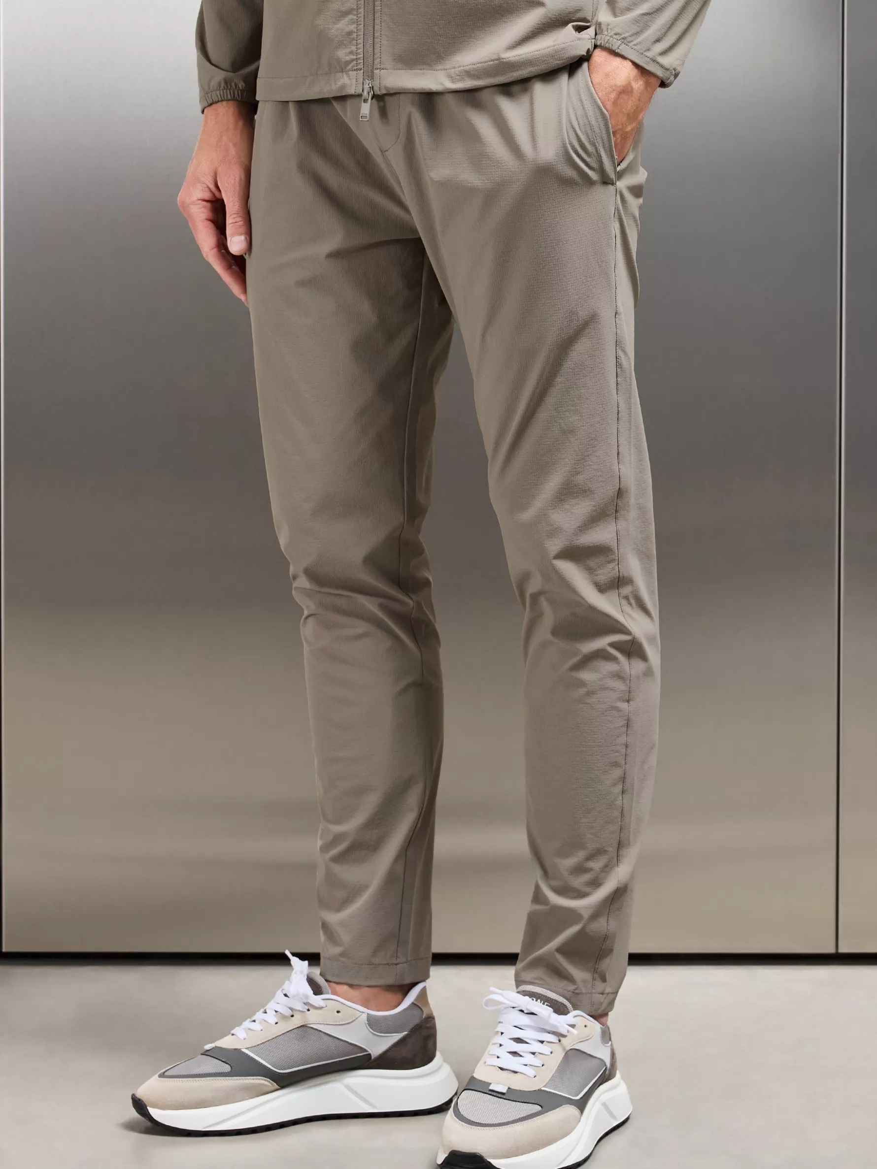 ARNE Active Technical Tapered Trackpant -