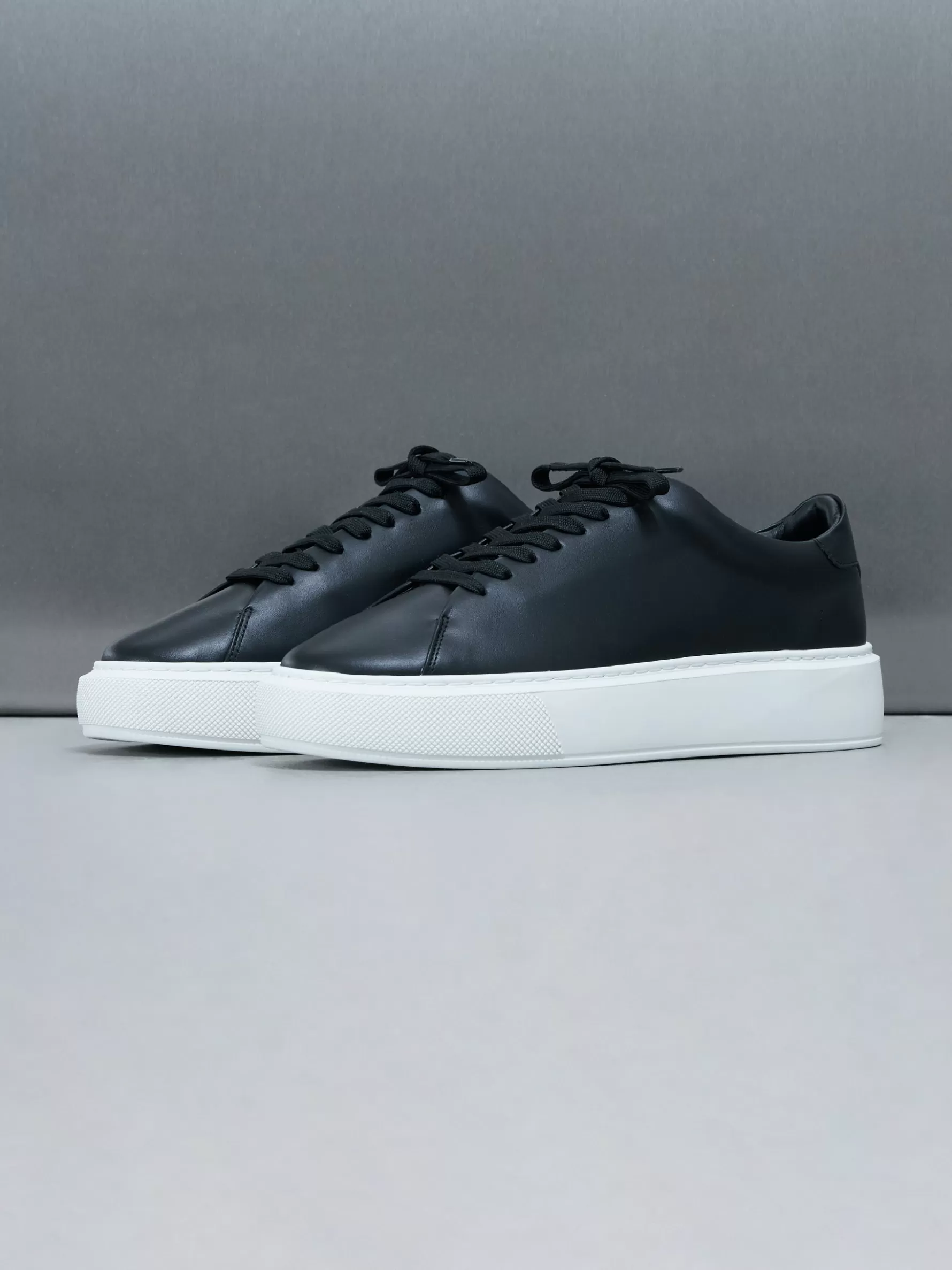 ARNE Basic Essential Leather Trainer -