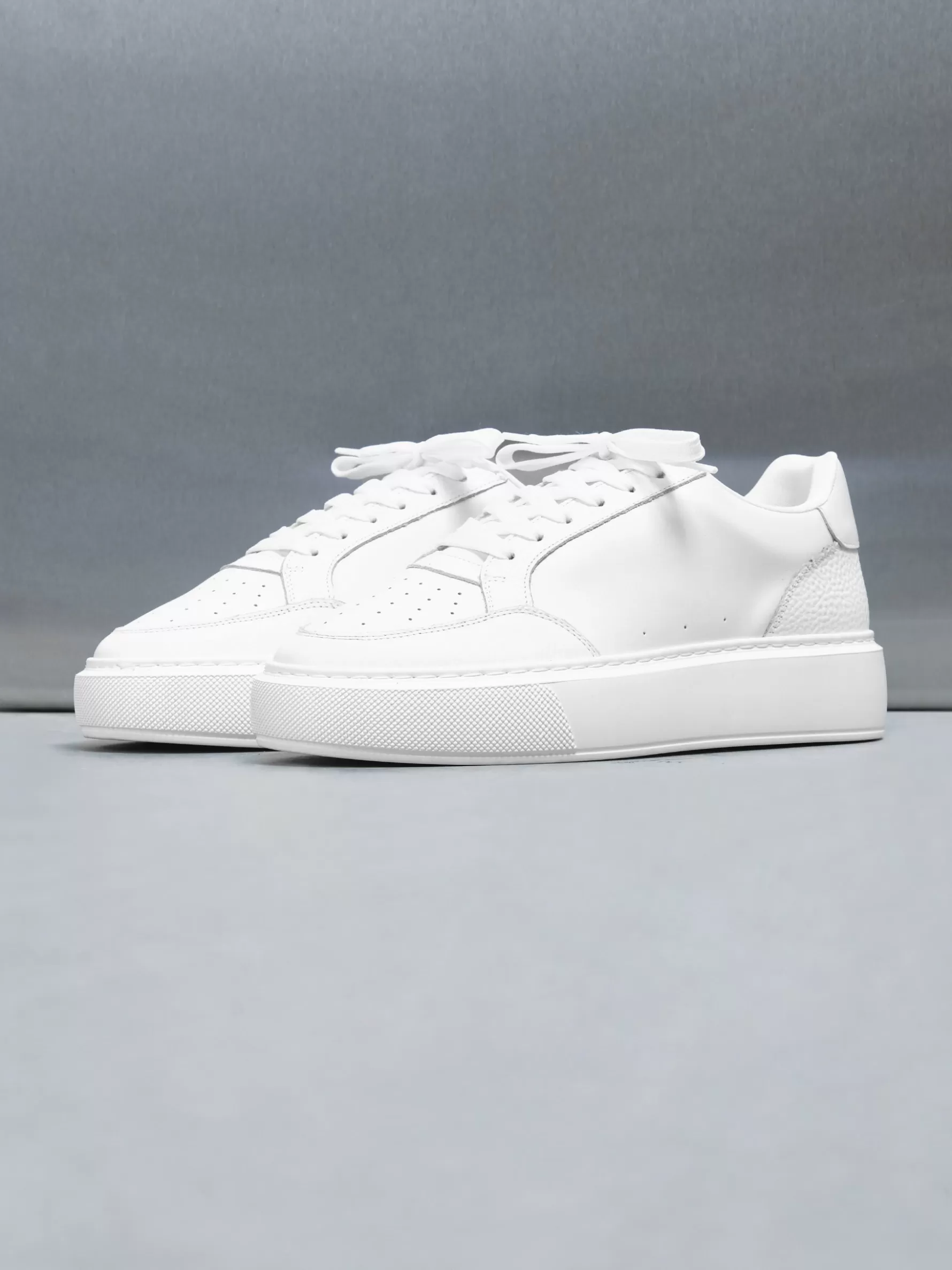 ARNE Court Trainer 2.0 - Triple White