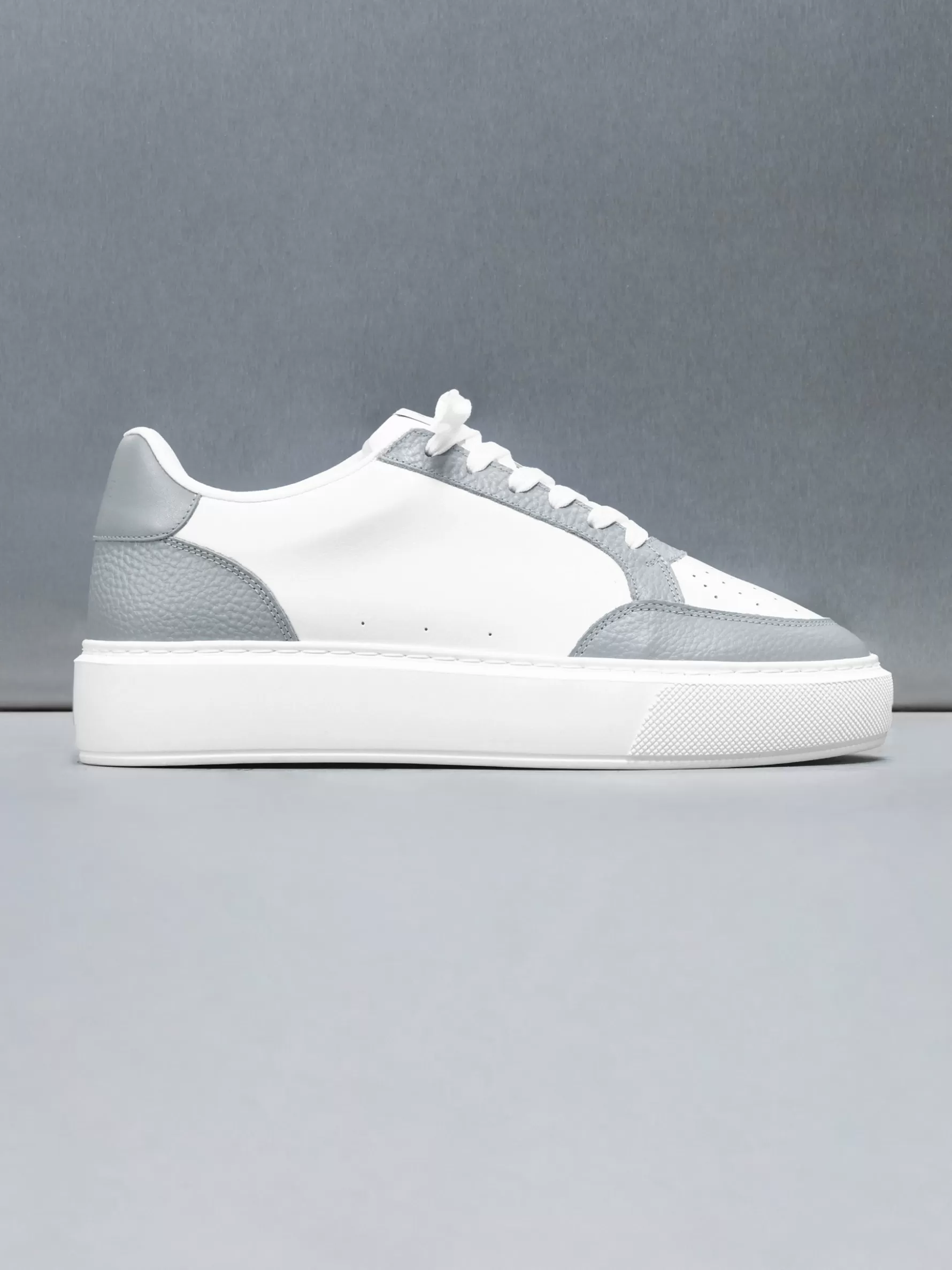 ARNE Court Trainer 2.0 - White Stone