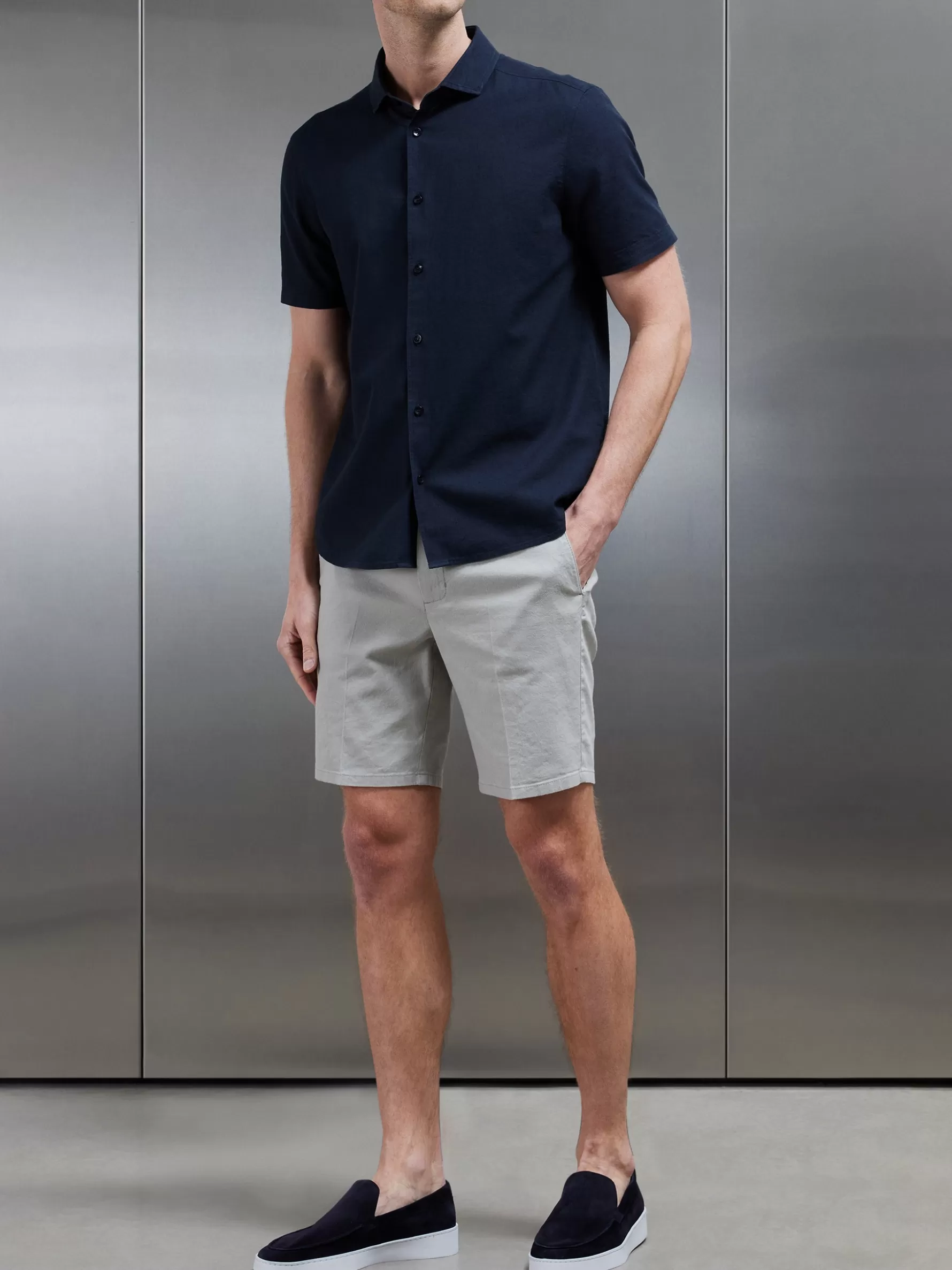 ARNE Linen Tailored Short -