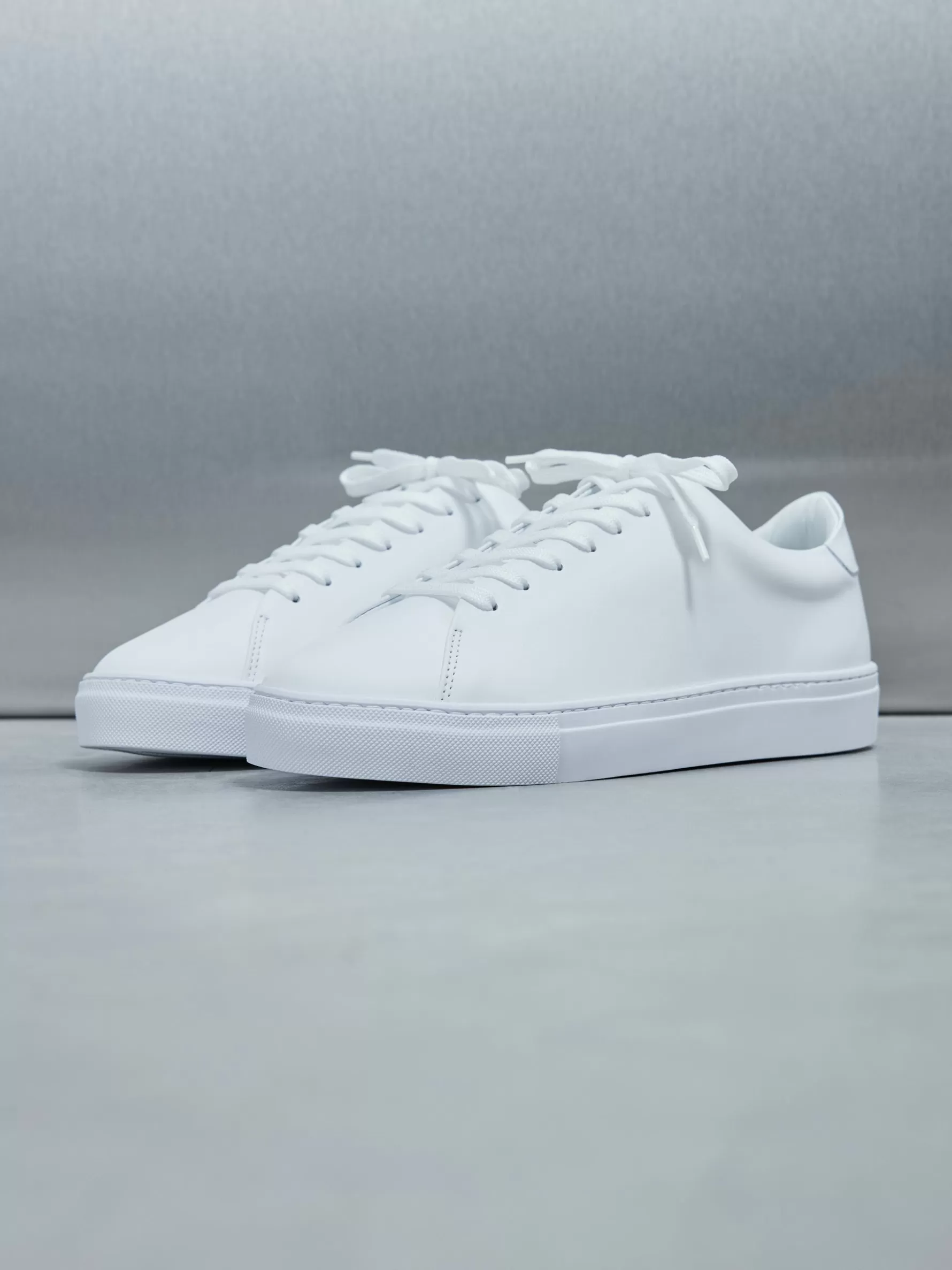 ARNE Low Essential Leather Trainer -