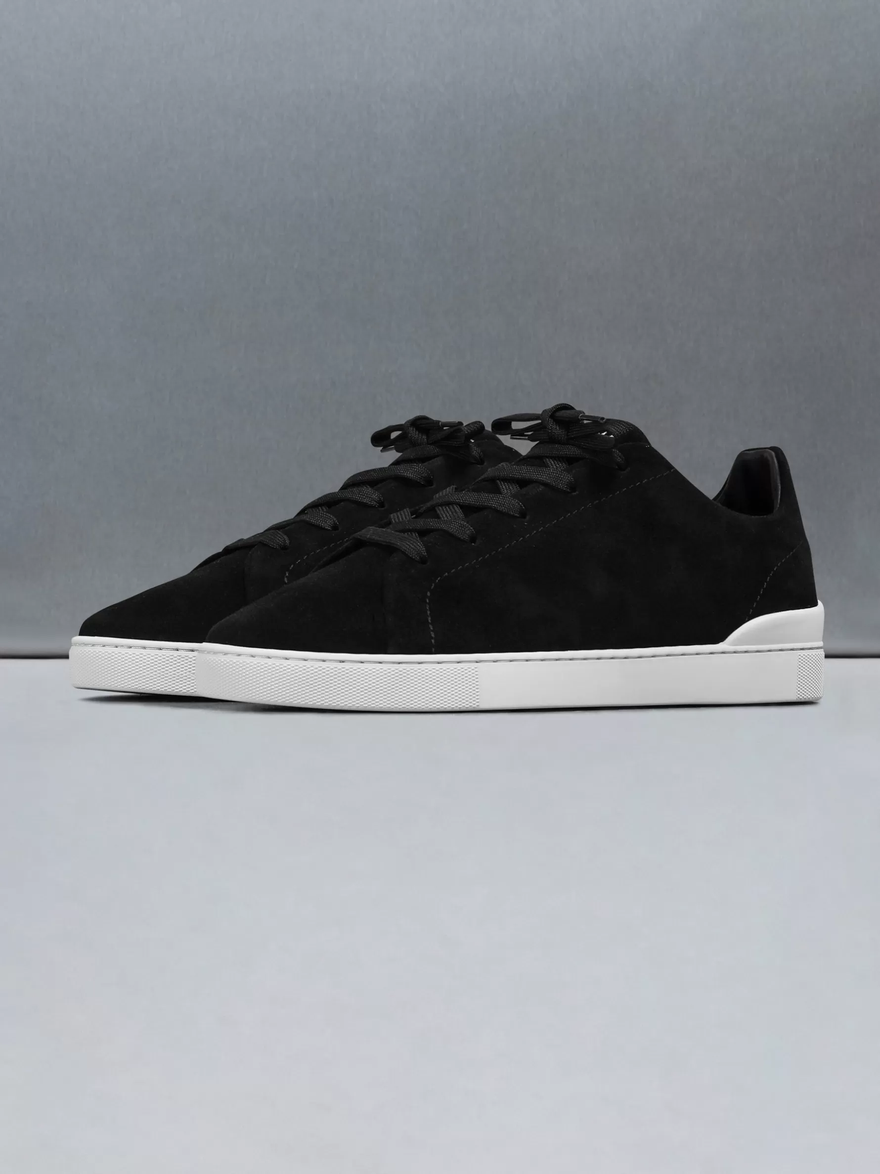 ARNE Low Trainer Suede -