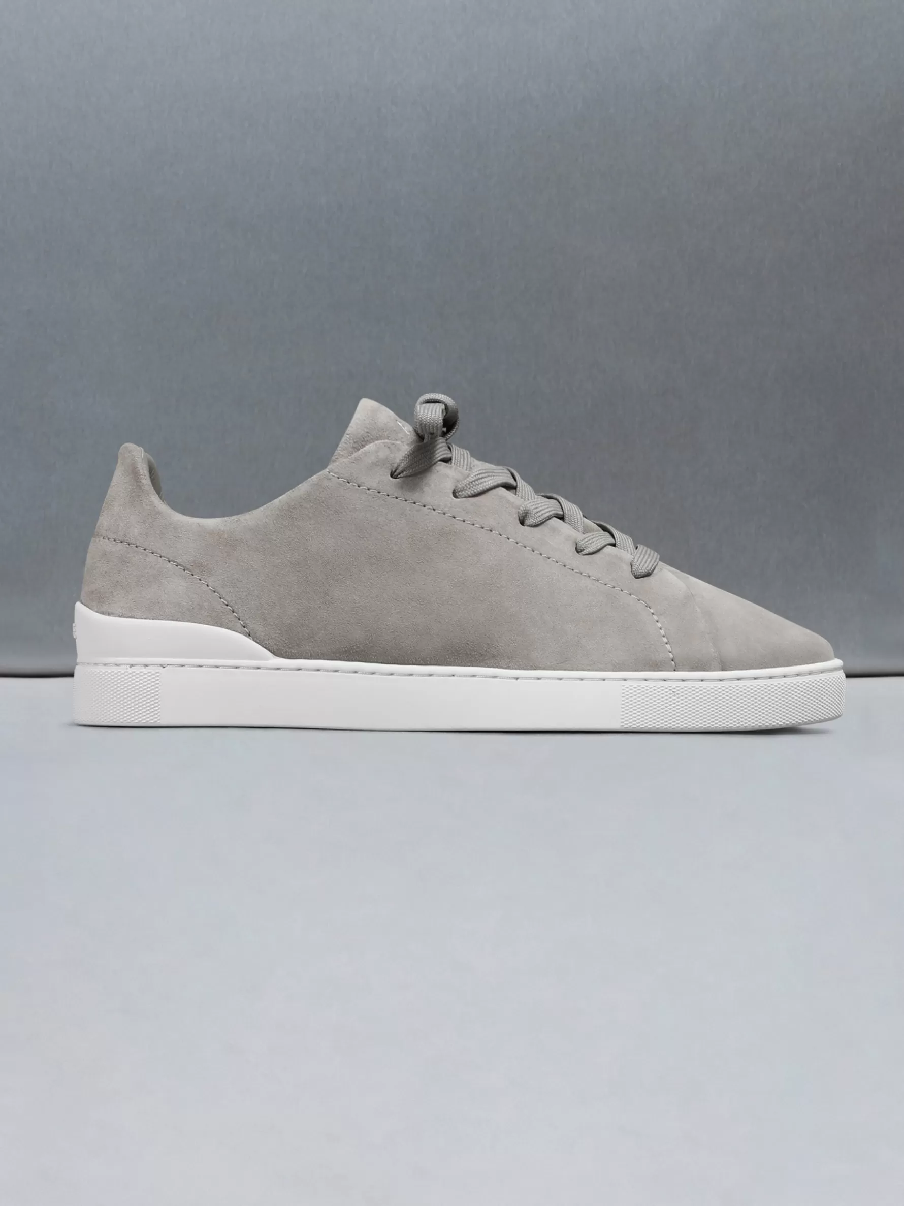 ARNE Low Trainer Suede - Pebble Grey