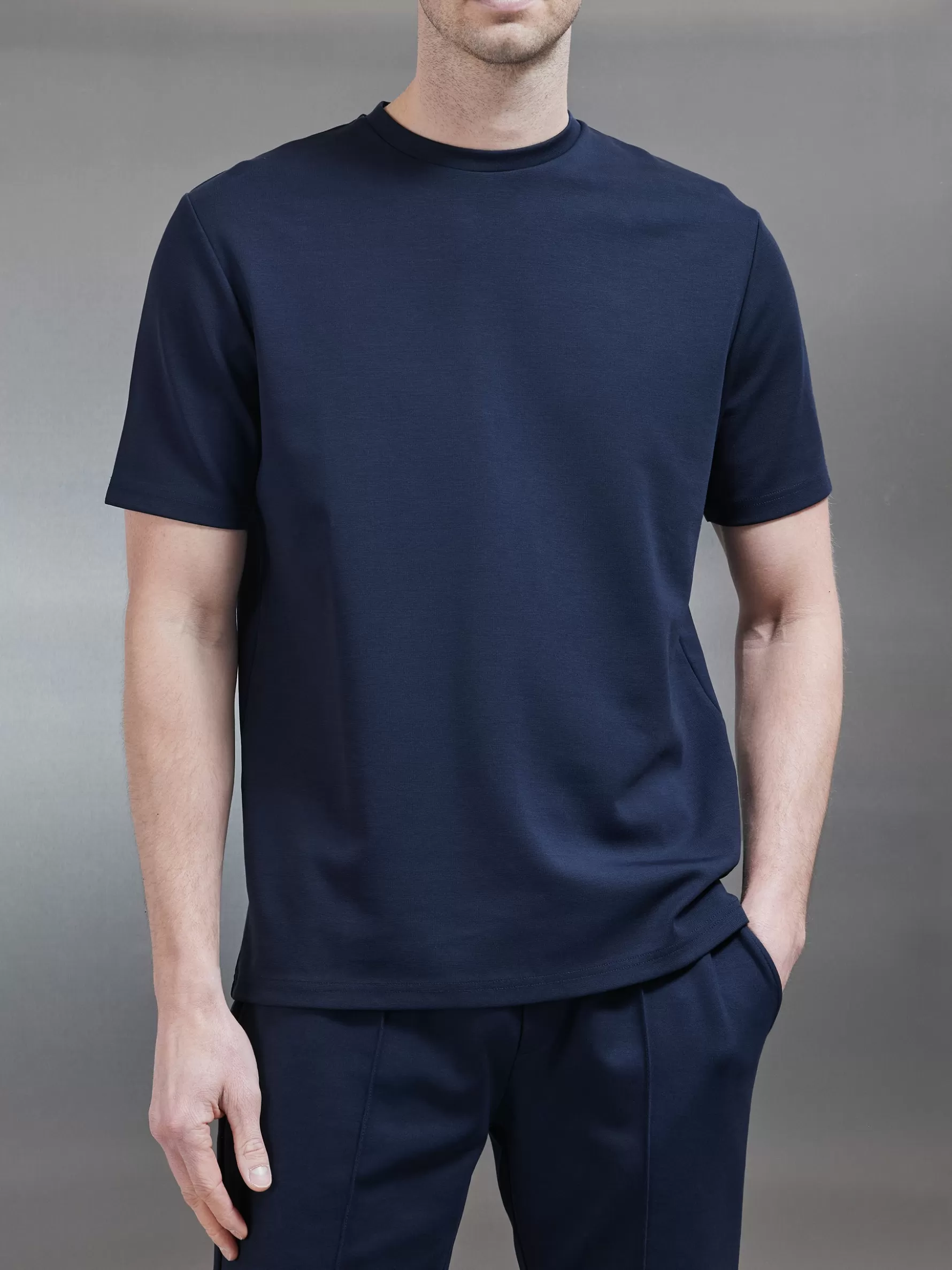 ARNE Luxe Essential T-Shirt -