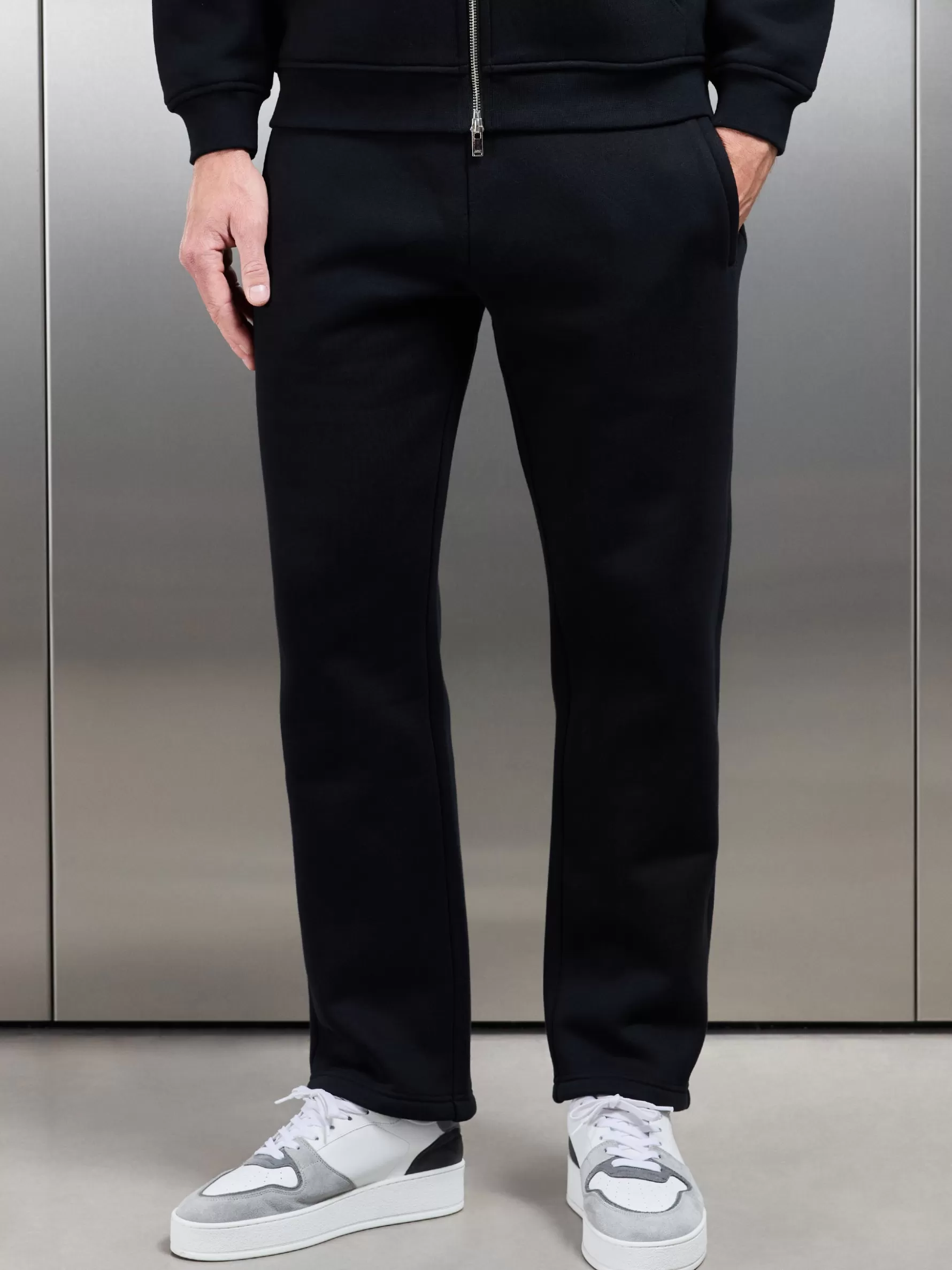 ARNE Relaxed Fit Straight Leg Jogger -