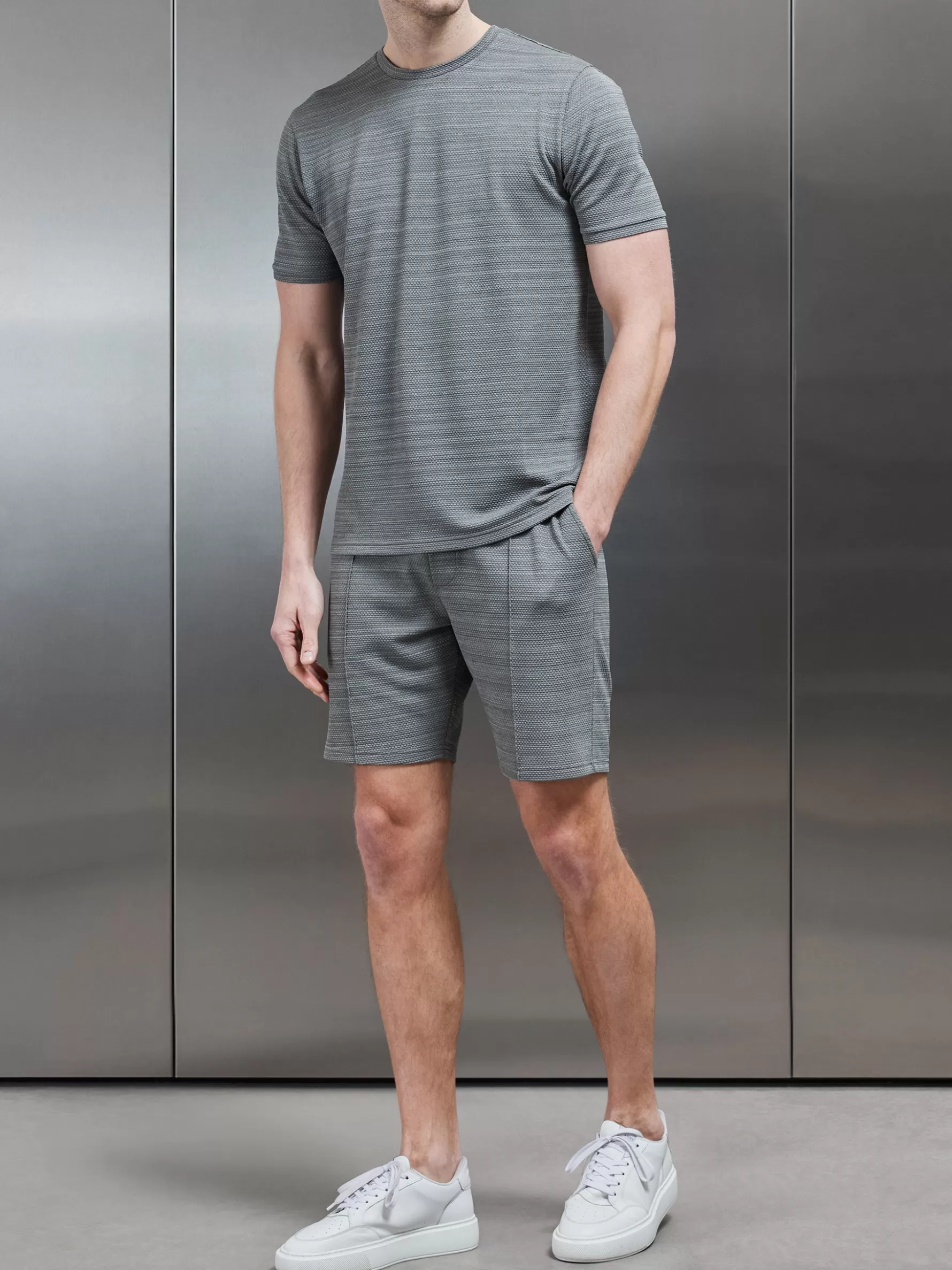 ARNE Sacra Short -