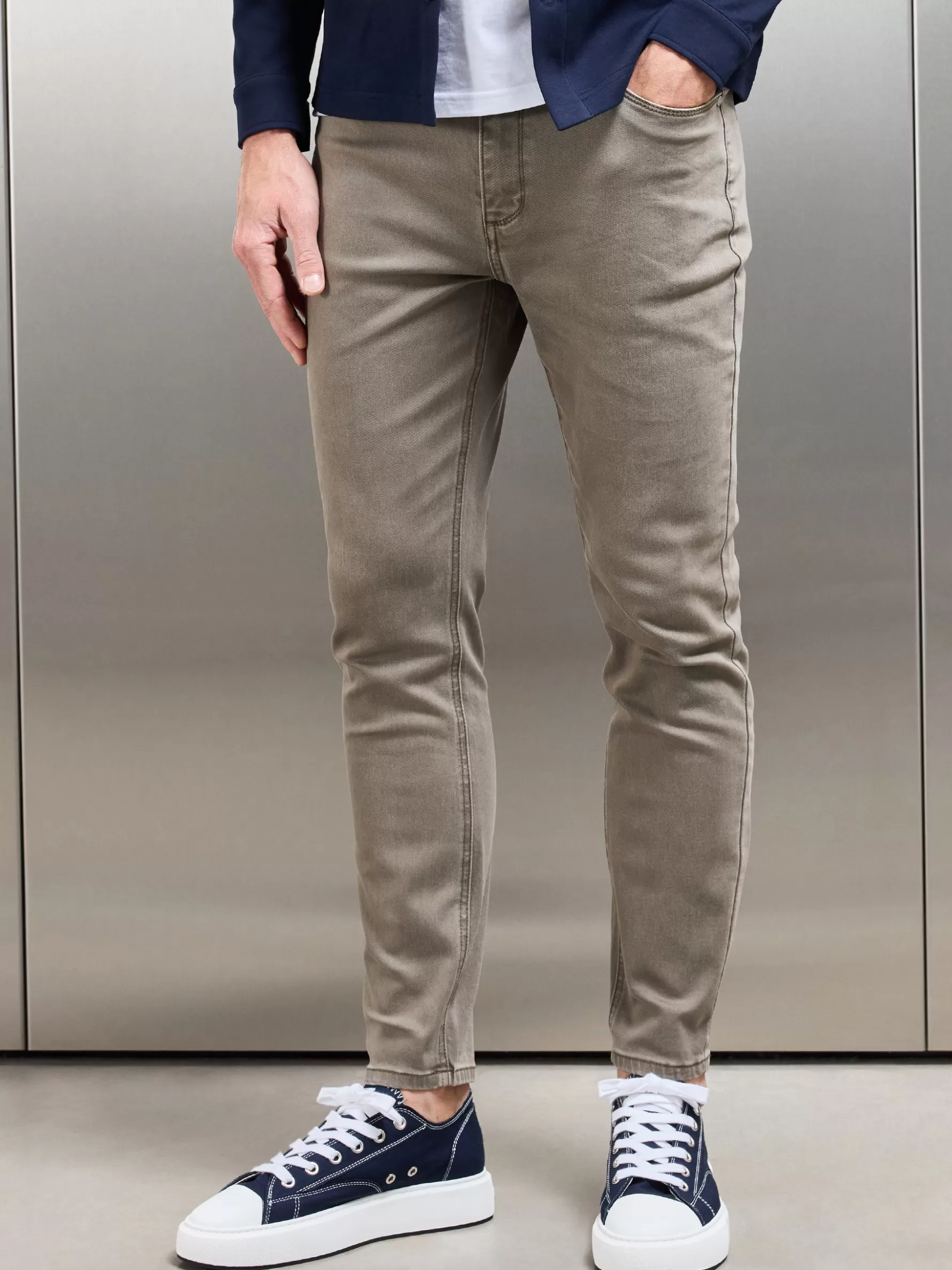 ARNE Slim Fit Denim Jeans -