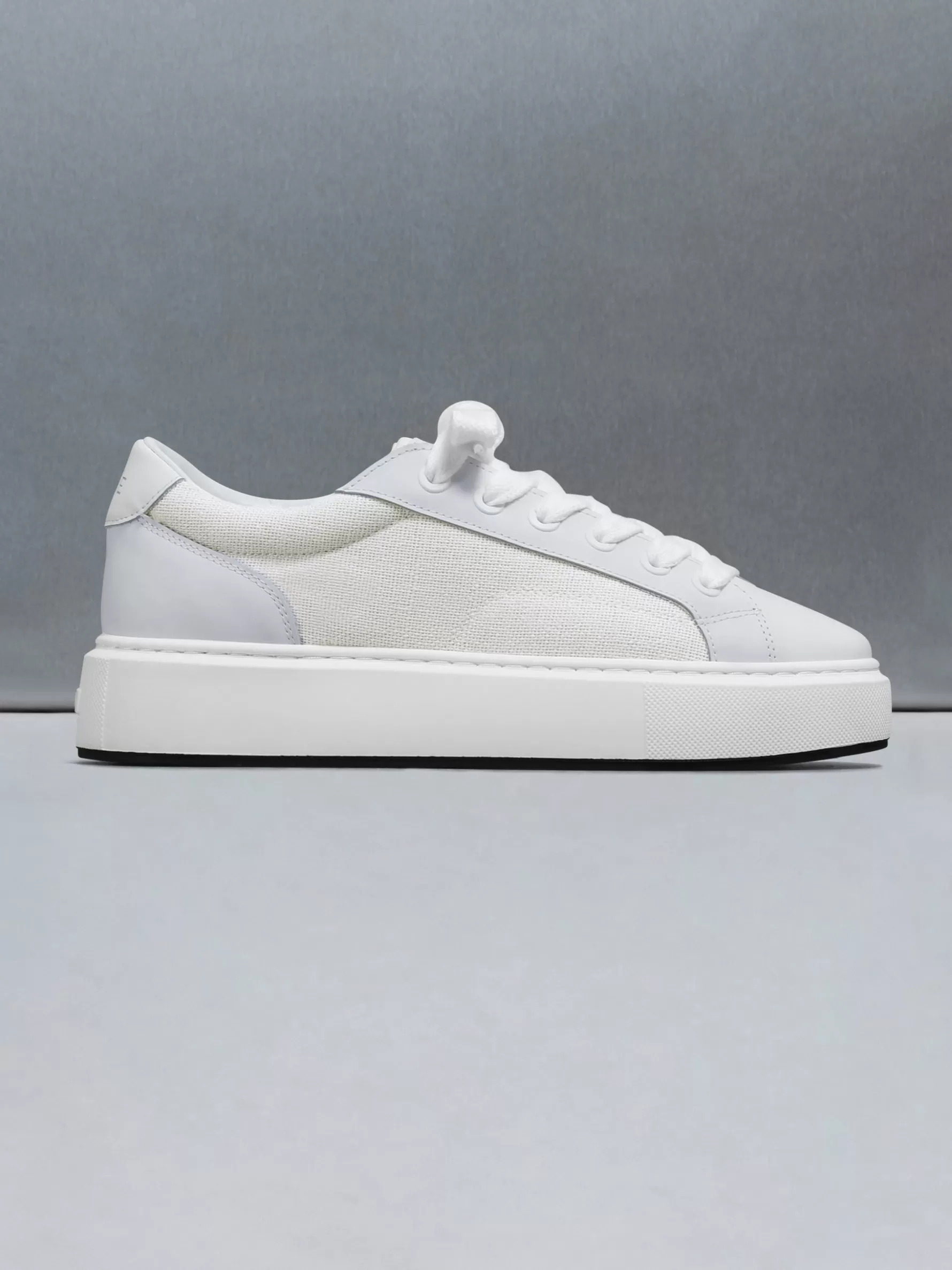 ARNE Studio Trainer -