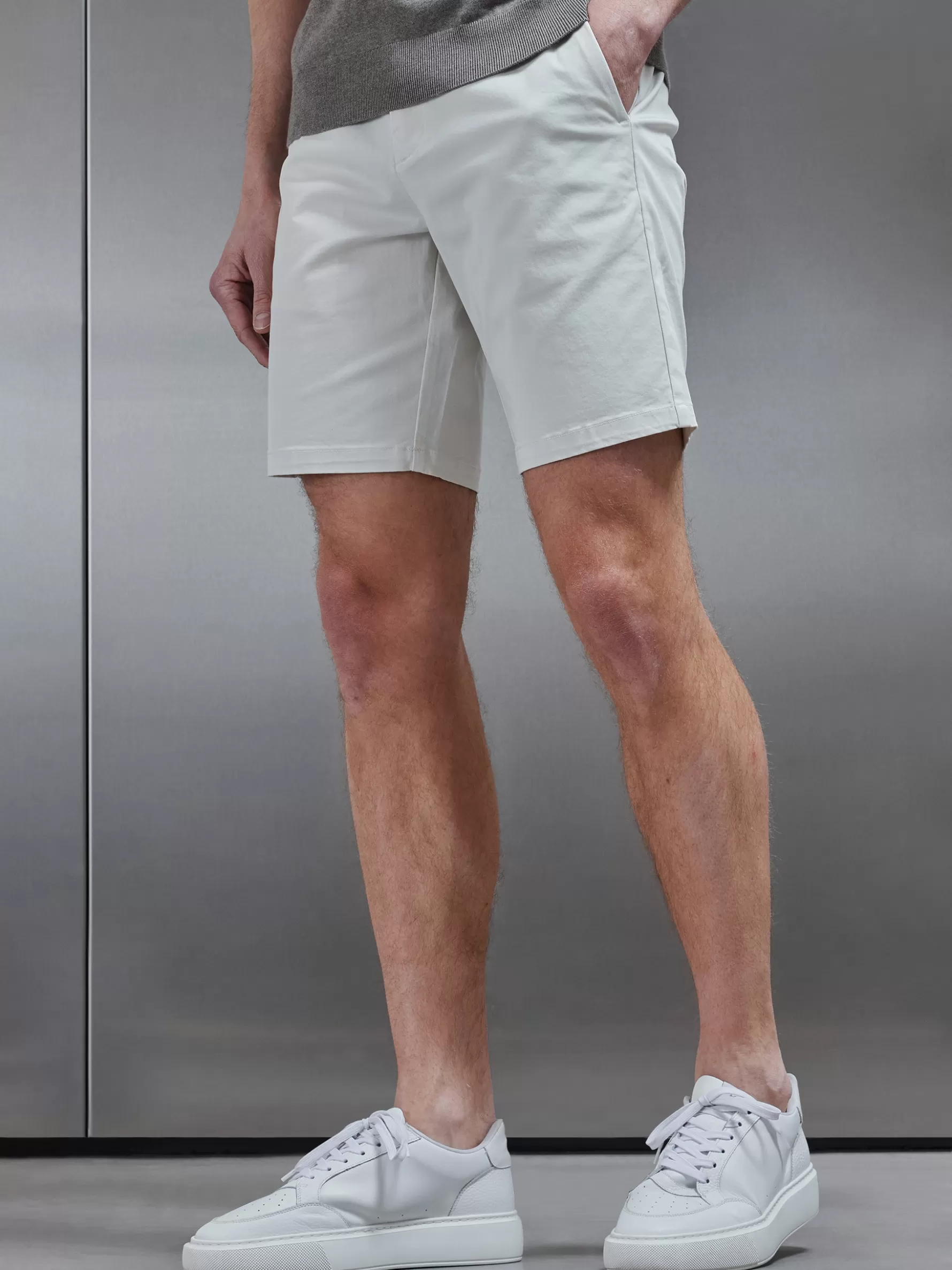 ARNE Tailored Chino Short - Off White