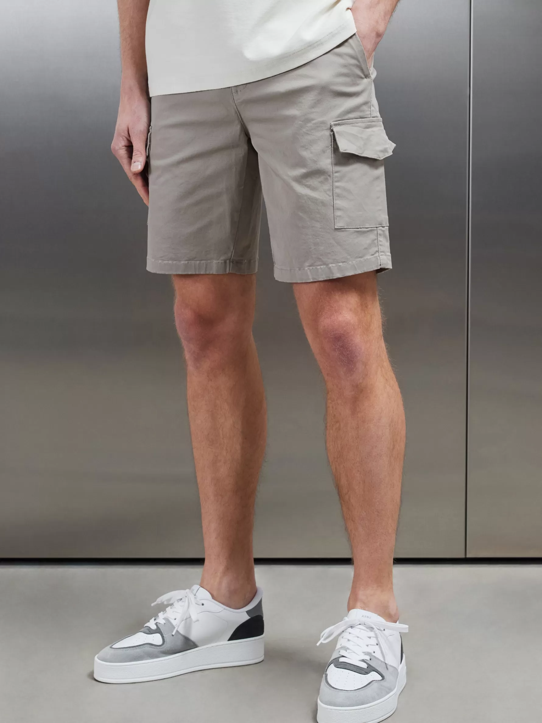 ARNE Tailored Cotton Cargo Short -