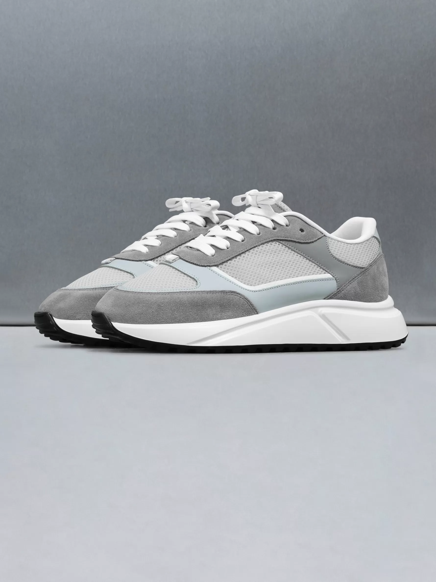 ARNE Technical Runner - Arctic Grey