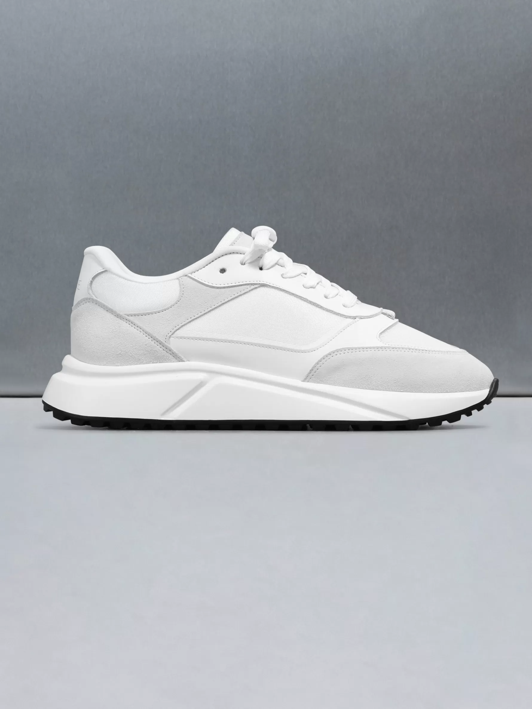 ARNE Technical Runner - Triple White