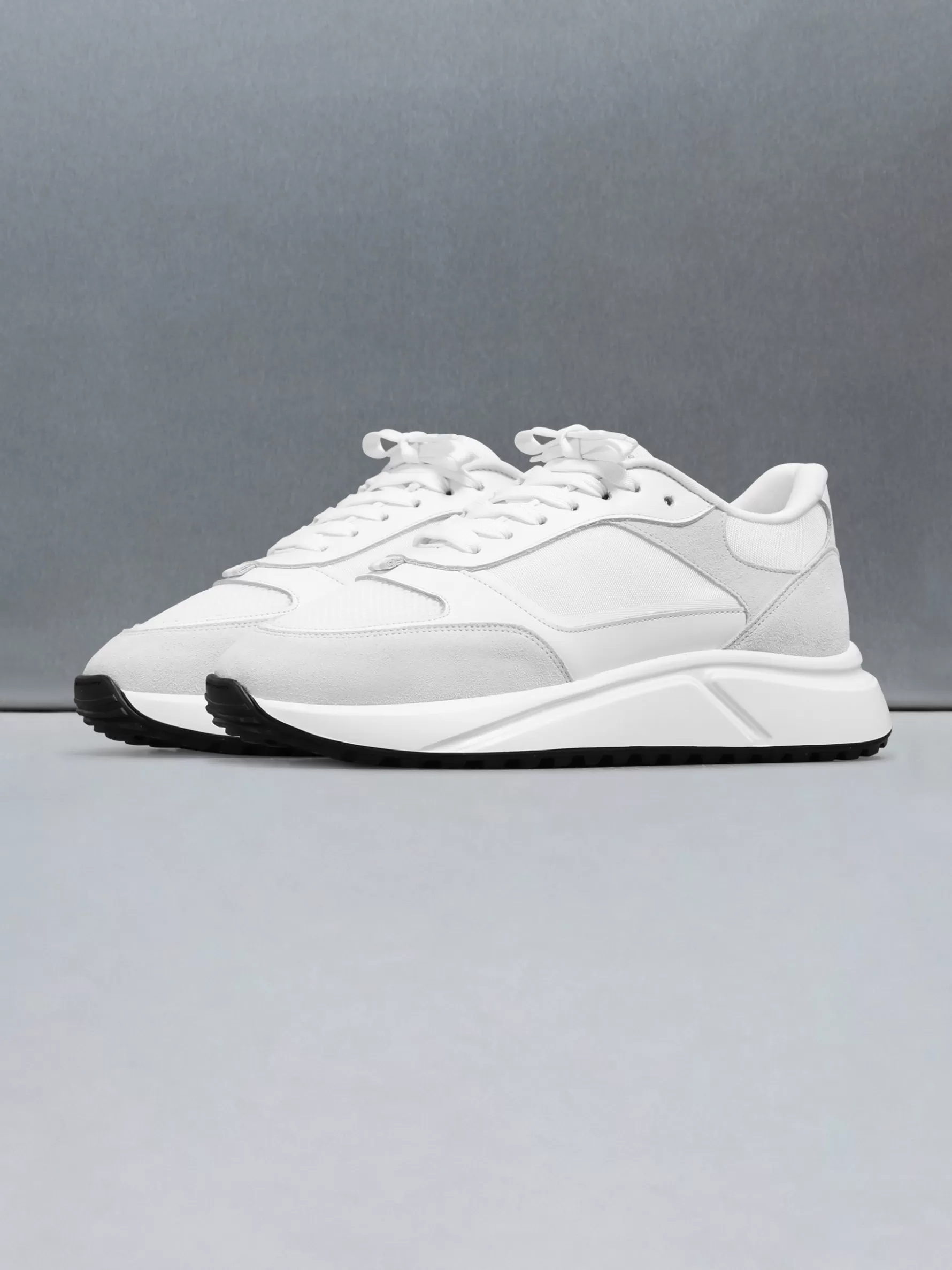 ARNE Technical Runner - Triple White