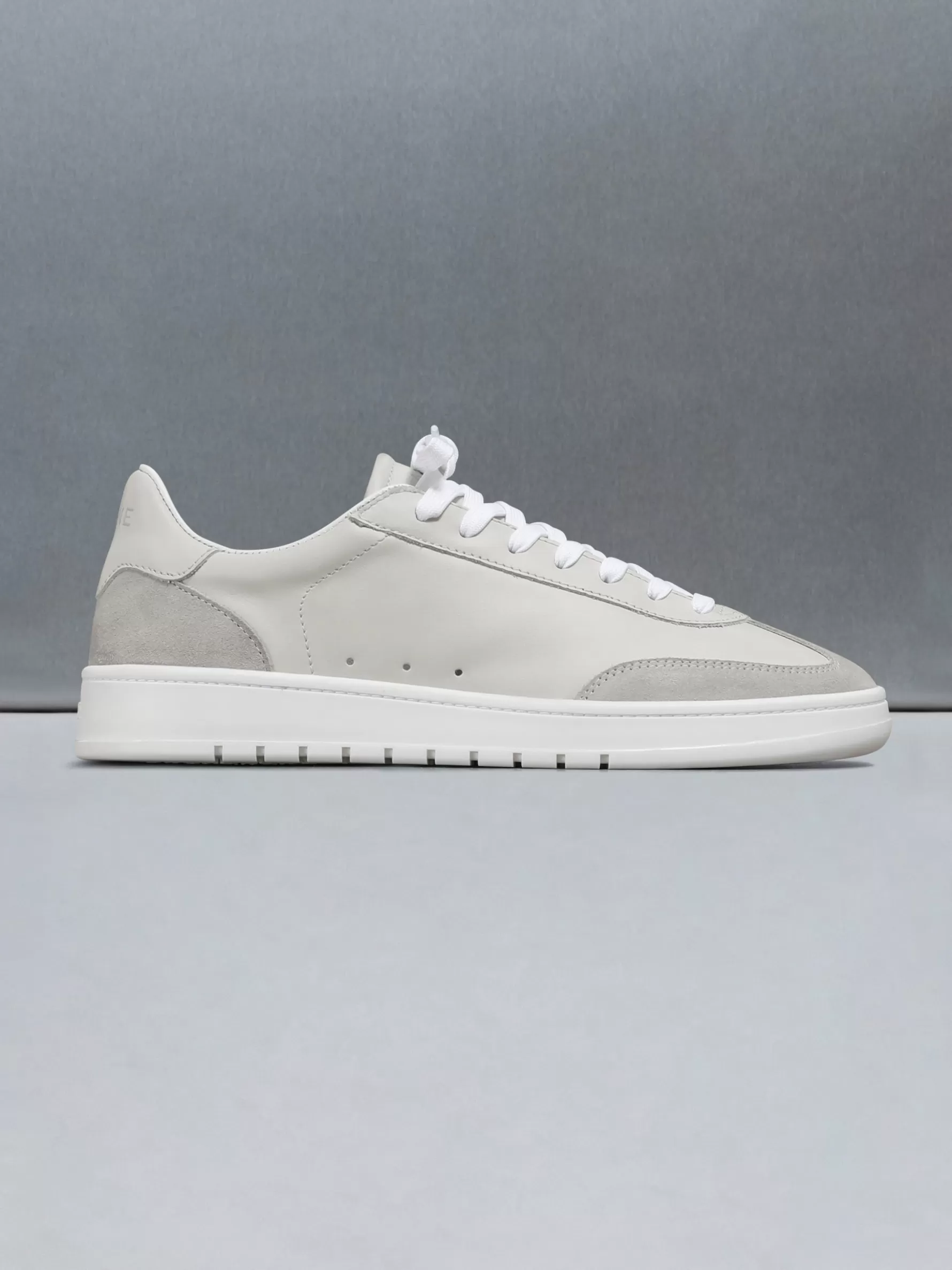 ARNE Tennis Trainer -