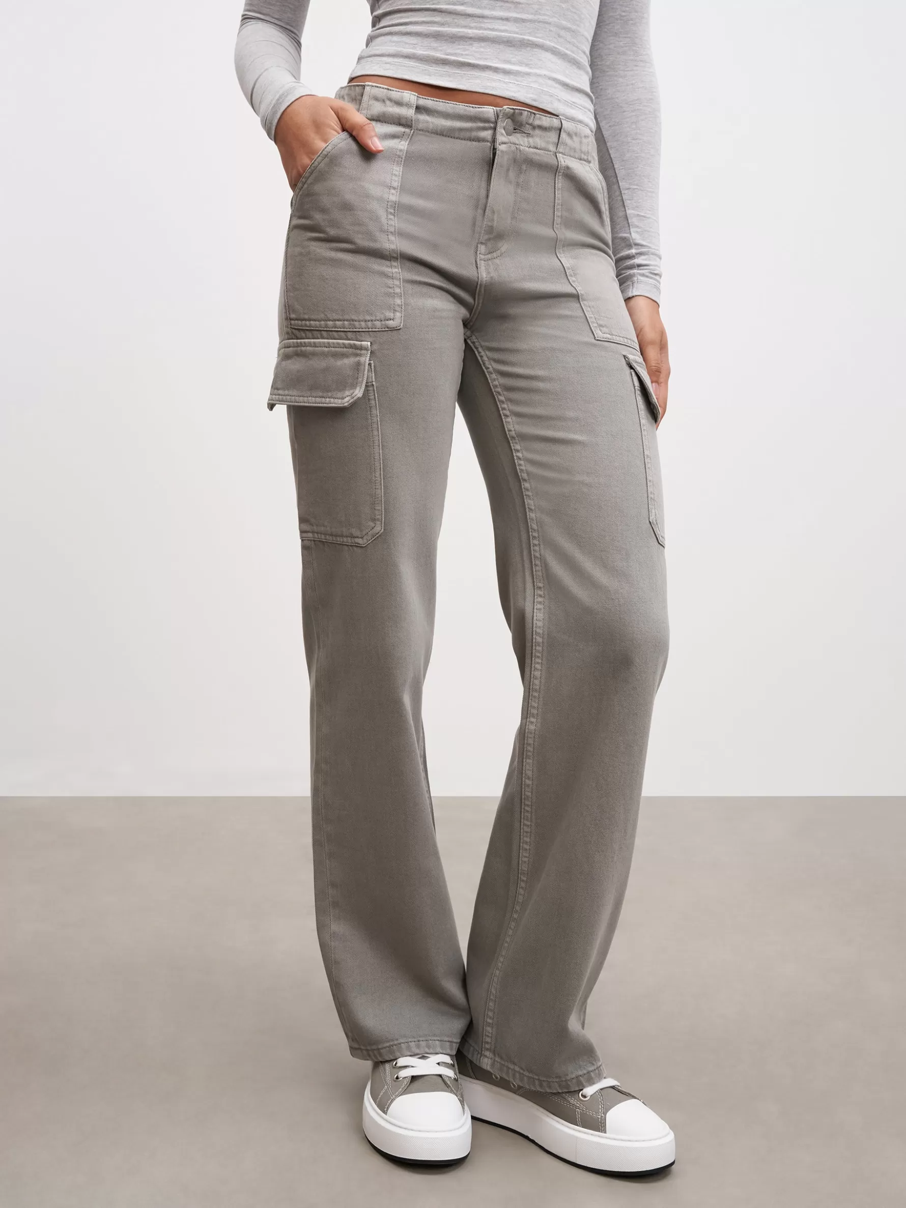 Women ARNE Womens Mid Rise Cargo Pant -