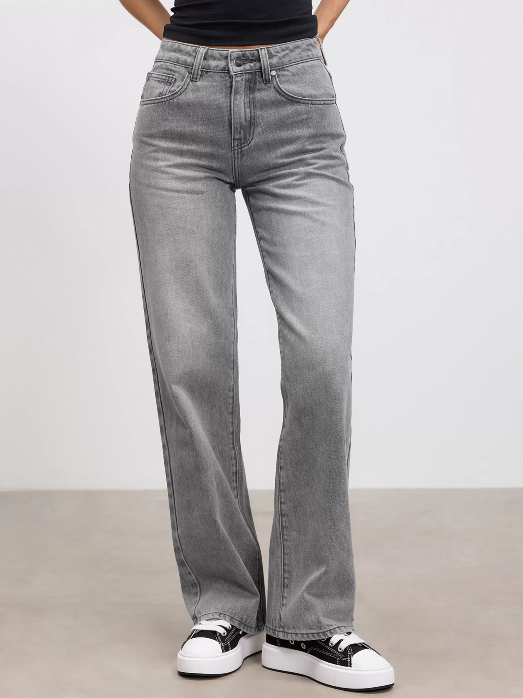 Women ARNE Womens Mid Rise Straight Denim Jean - Grey Wash